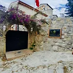 Kocca Ev Hotel 3*