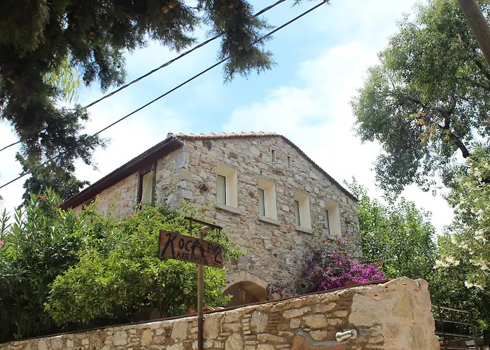 Kocca Ev Ξενοδοχείο 3*